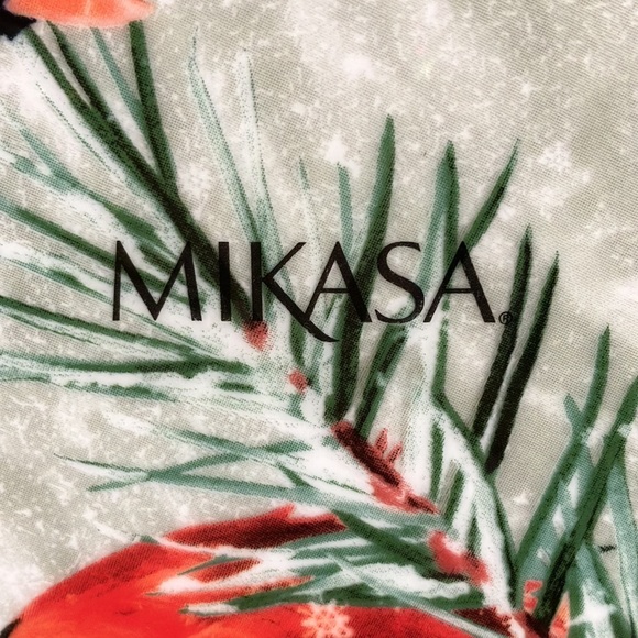 NWT MIKASA 9 inch Countryside Christmas Cardinals Portrait Plate - Picture 5 of 6